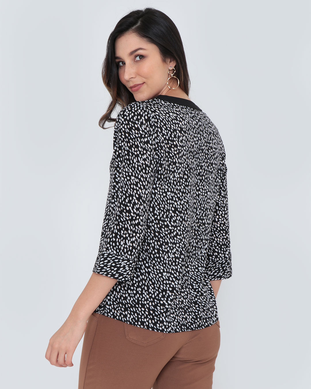 Blusa-6375-Gola-V-Manga-34---Preto-Outros