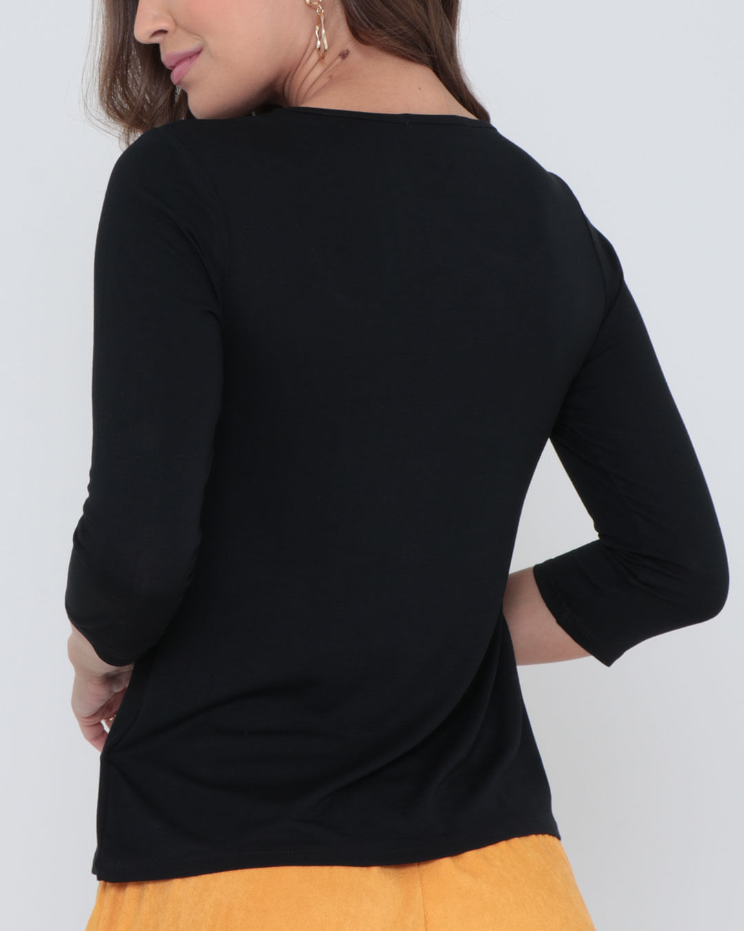 Blusa-Wt435-Manga-78-Detalhe-Colo---Preto