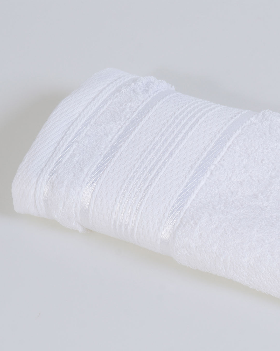 Toalha-Ro-41x70-Royal-Knut-Branco-0001---Branco