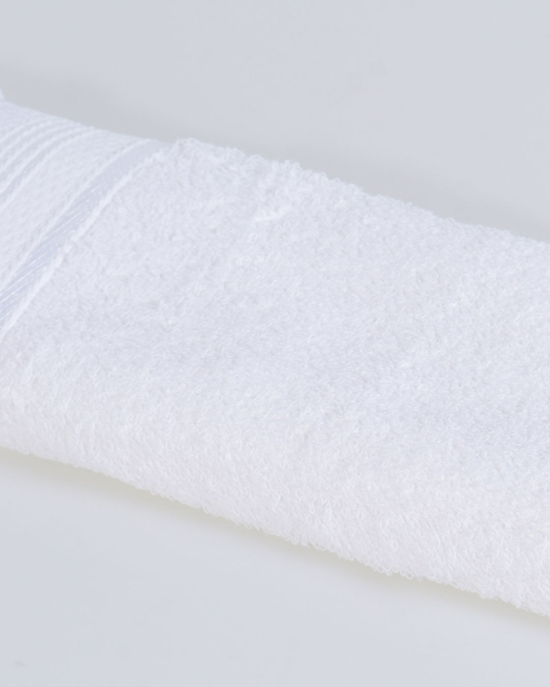 Toalha-Ro-41x70-Royal-Knut-Branco-0001---Branco