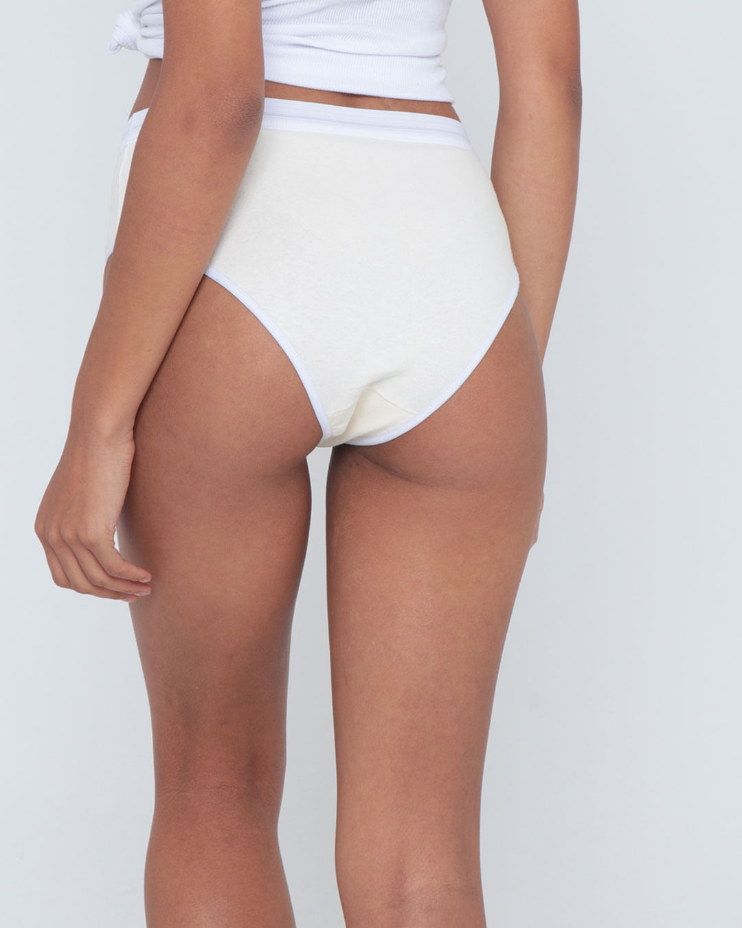 Calcinha-372-Alta-Cavada---Off-White