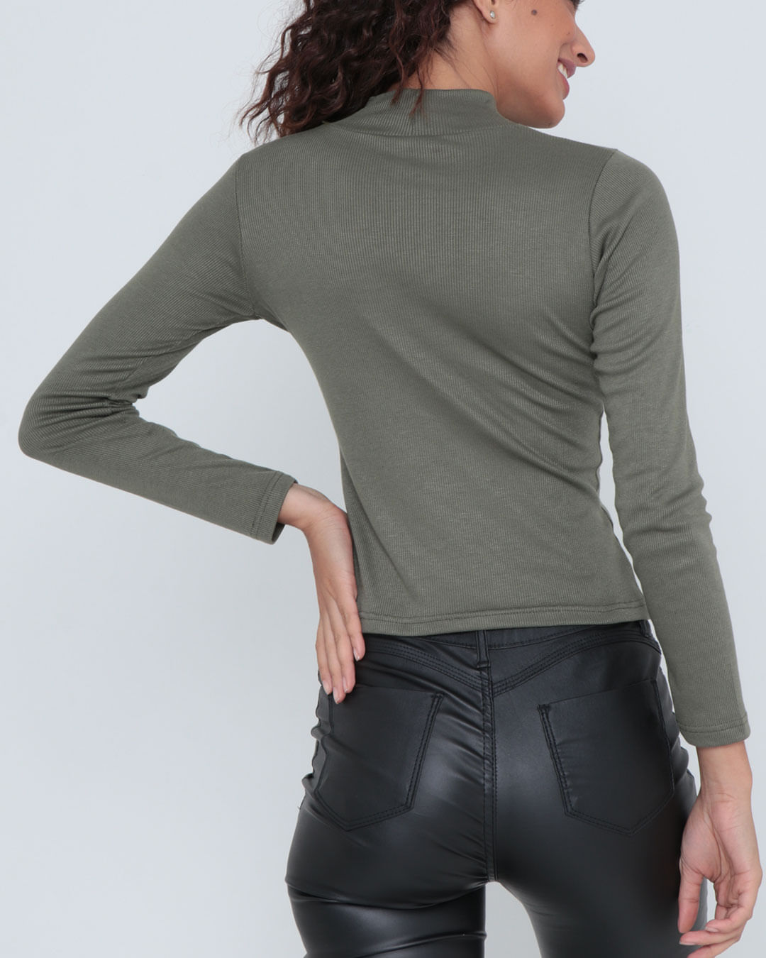 Blusa-800-Ml-Rib-Gola-Alta---Verde-Escuro