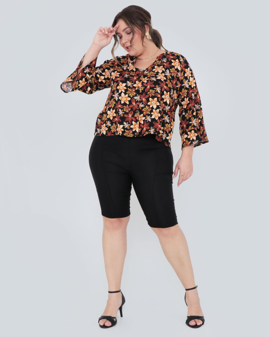 Bata-7997pe-Estampada---Preto-Floral