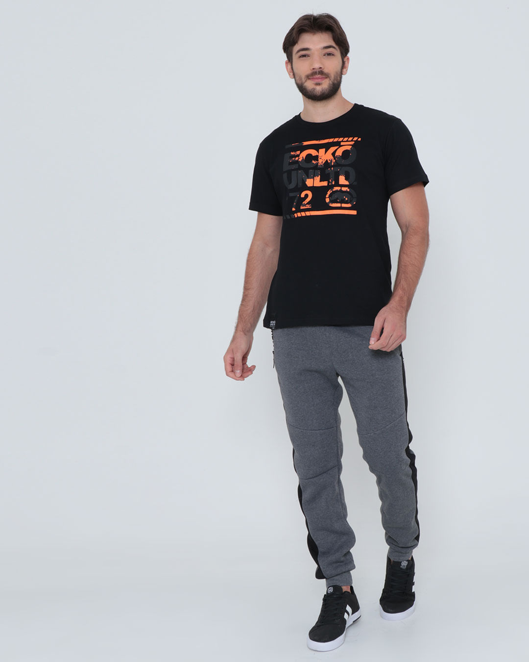 Camiseta-U064a-Ek-Masc-Estampada---Preto