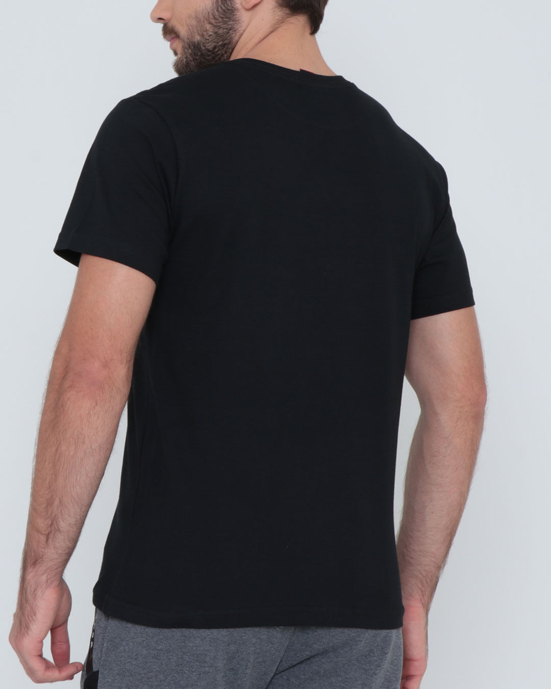 Camiseta-U064a-Ek-Masc-Estampada---Preto