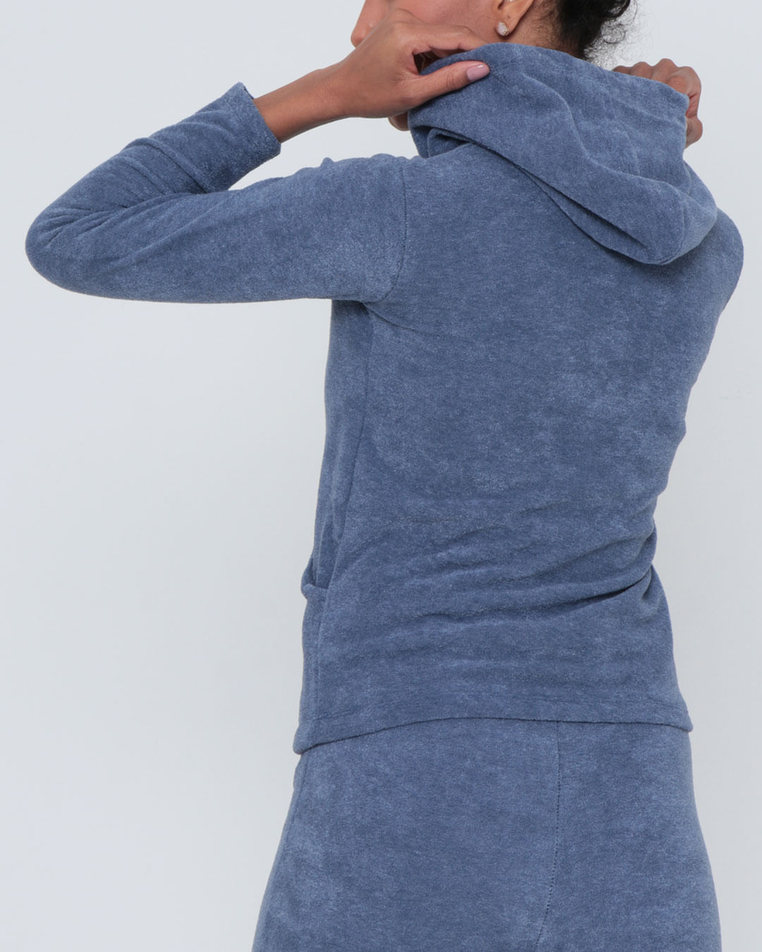 Blusa-4304-Boucle-Lisa-Capuz---Azul-Medio