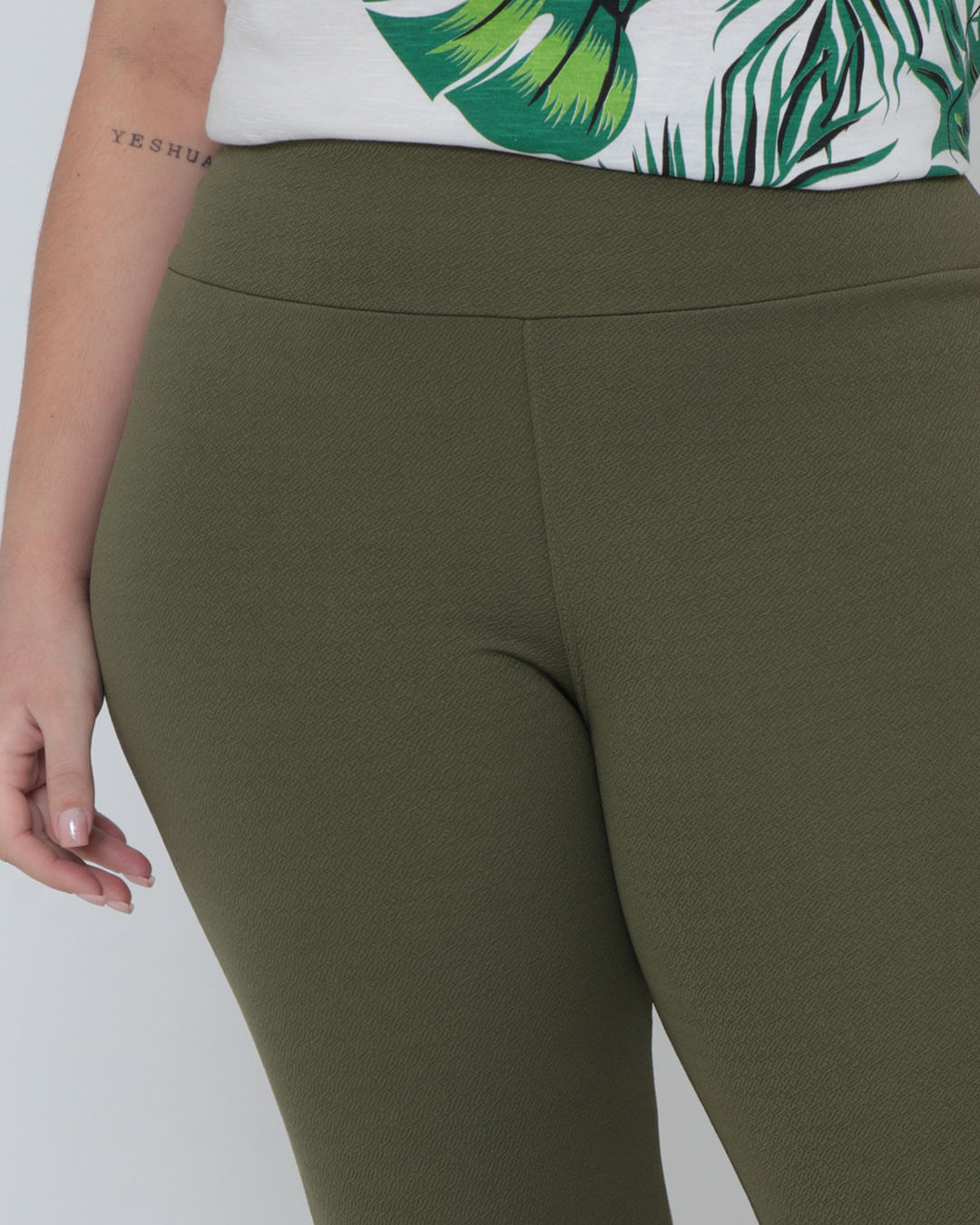 Calca-1844verde-Flare-Crepe---Verde-Escuro