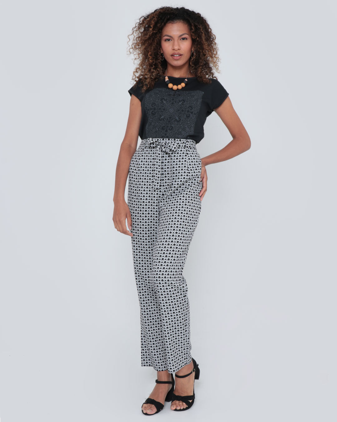Blusa-20019-Estampada-Preta-Mesa---Preto