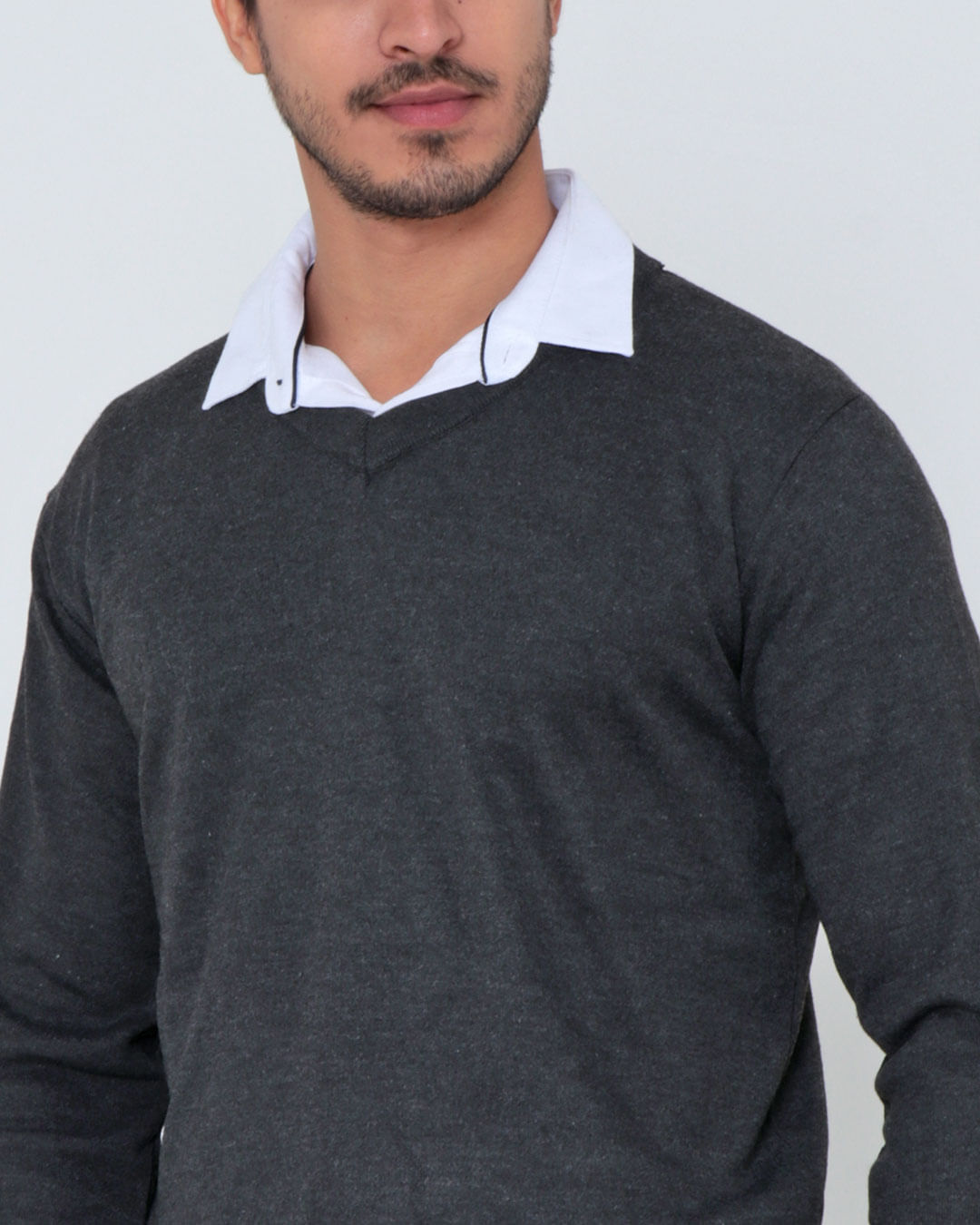 Tricot-Liso-Gola-V--Rep074-Pgg---Mescla-Escuro