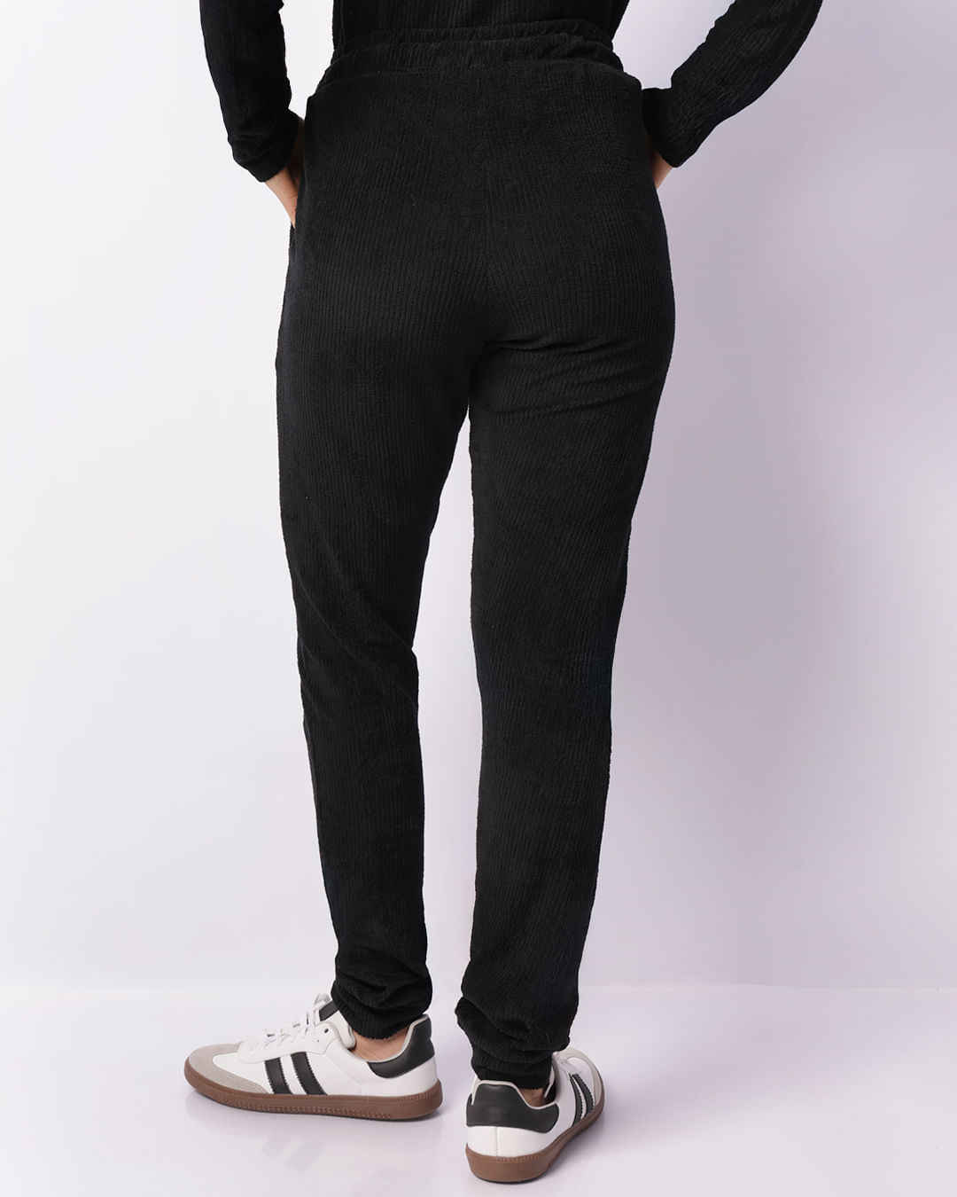 Calca-Pg-Jogger-Aveludada-T648---Preto