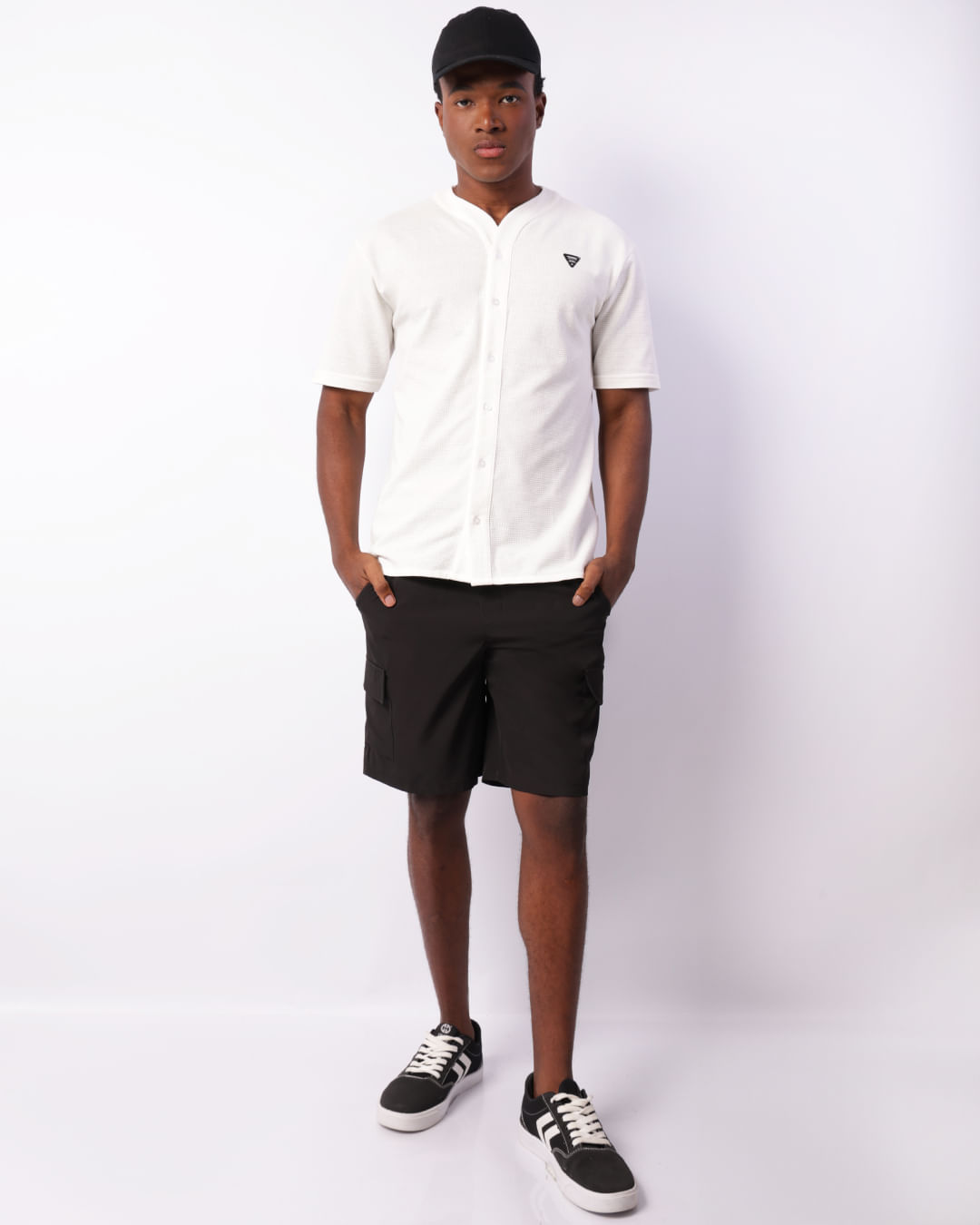 Berm-2-Bolcargo-Lateral-440470-Preto---Preto