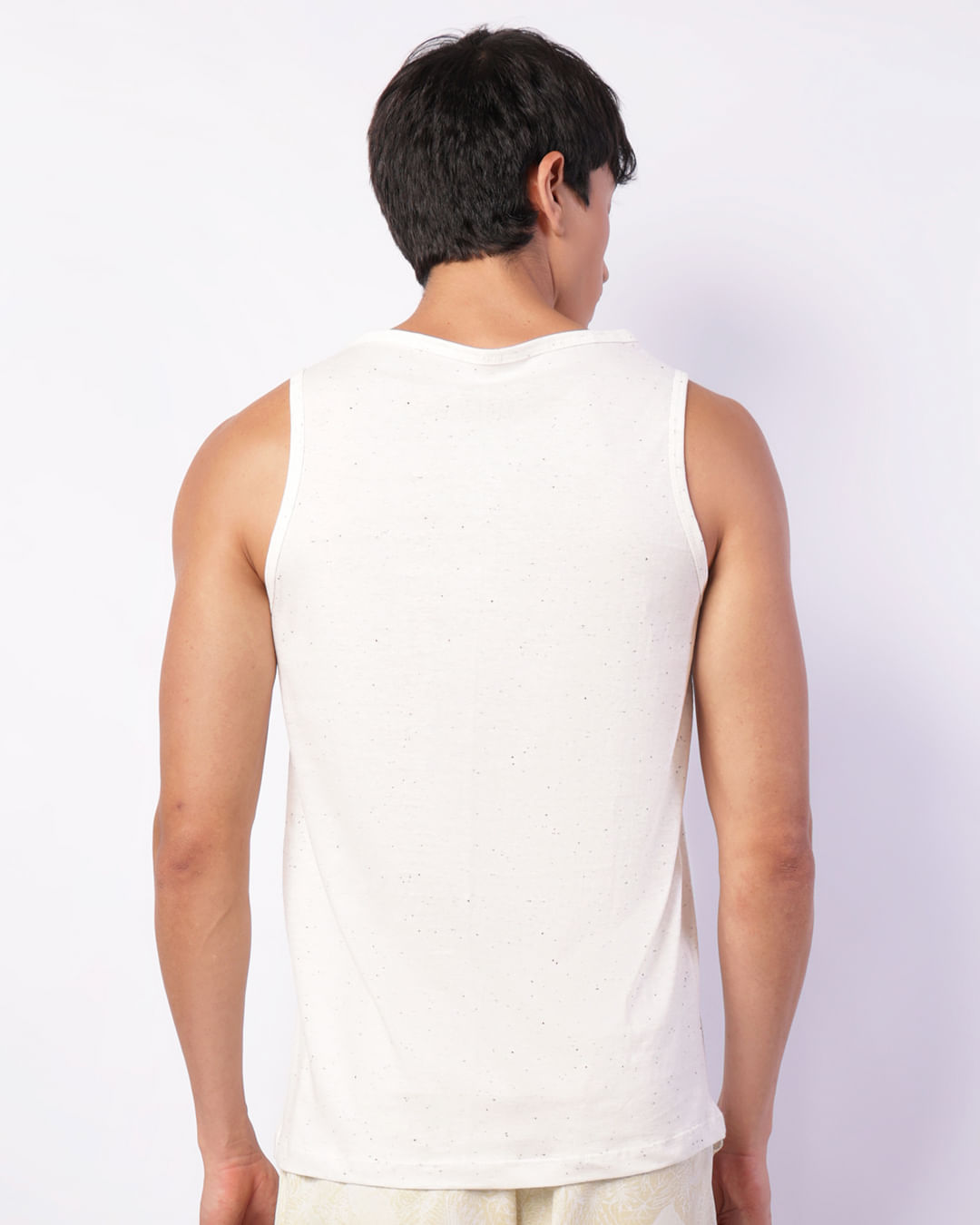 Reg-Mbotone-3818-Silk-Coqueiro---Off-White