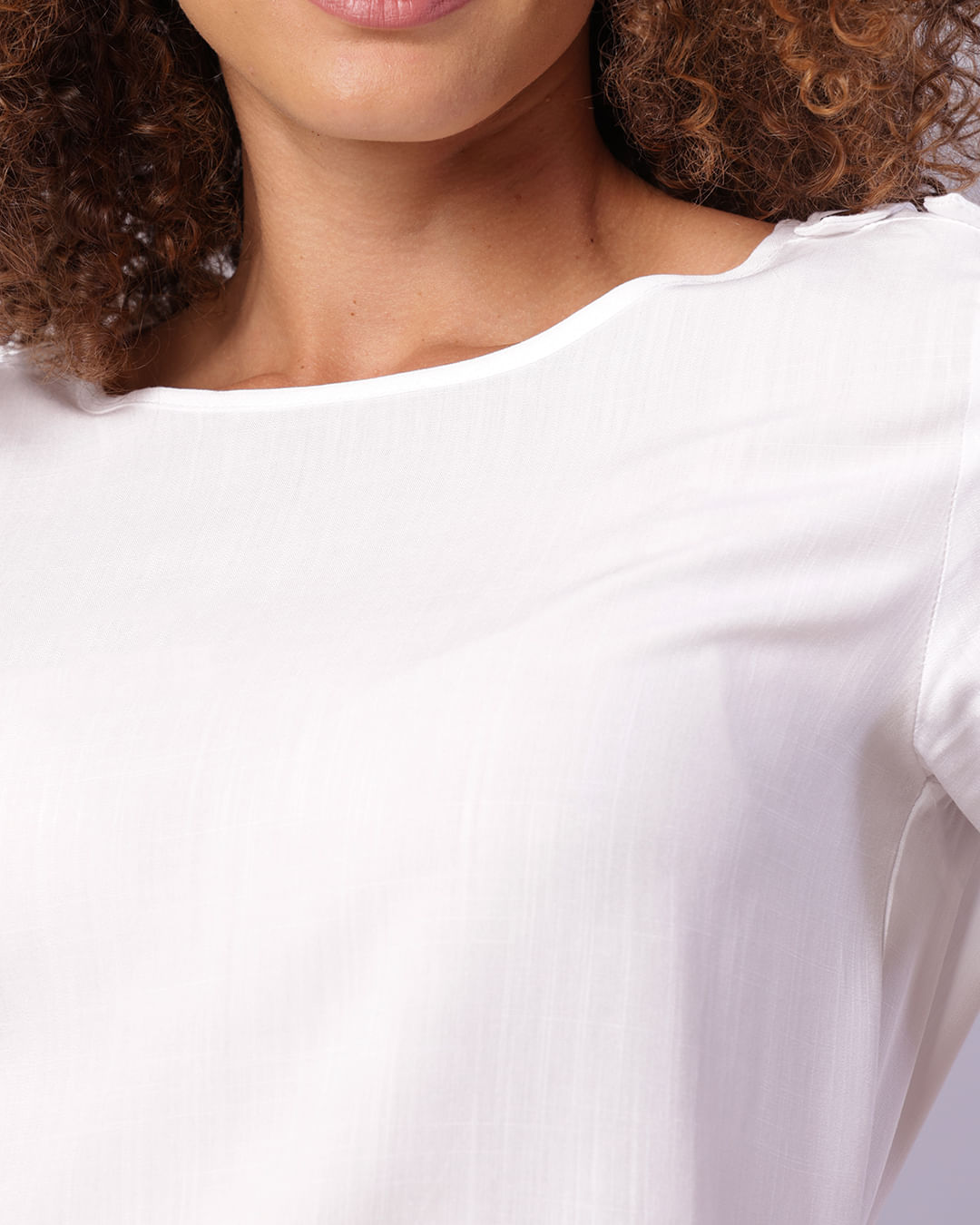 Blusa-230622-C-Detalhe-Ombro-Mc---Branco