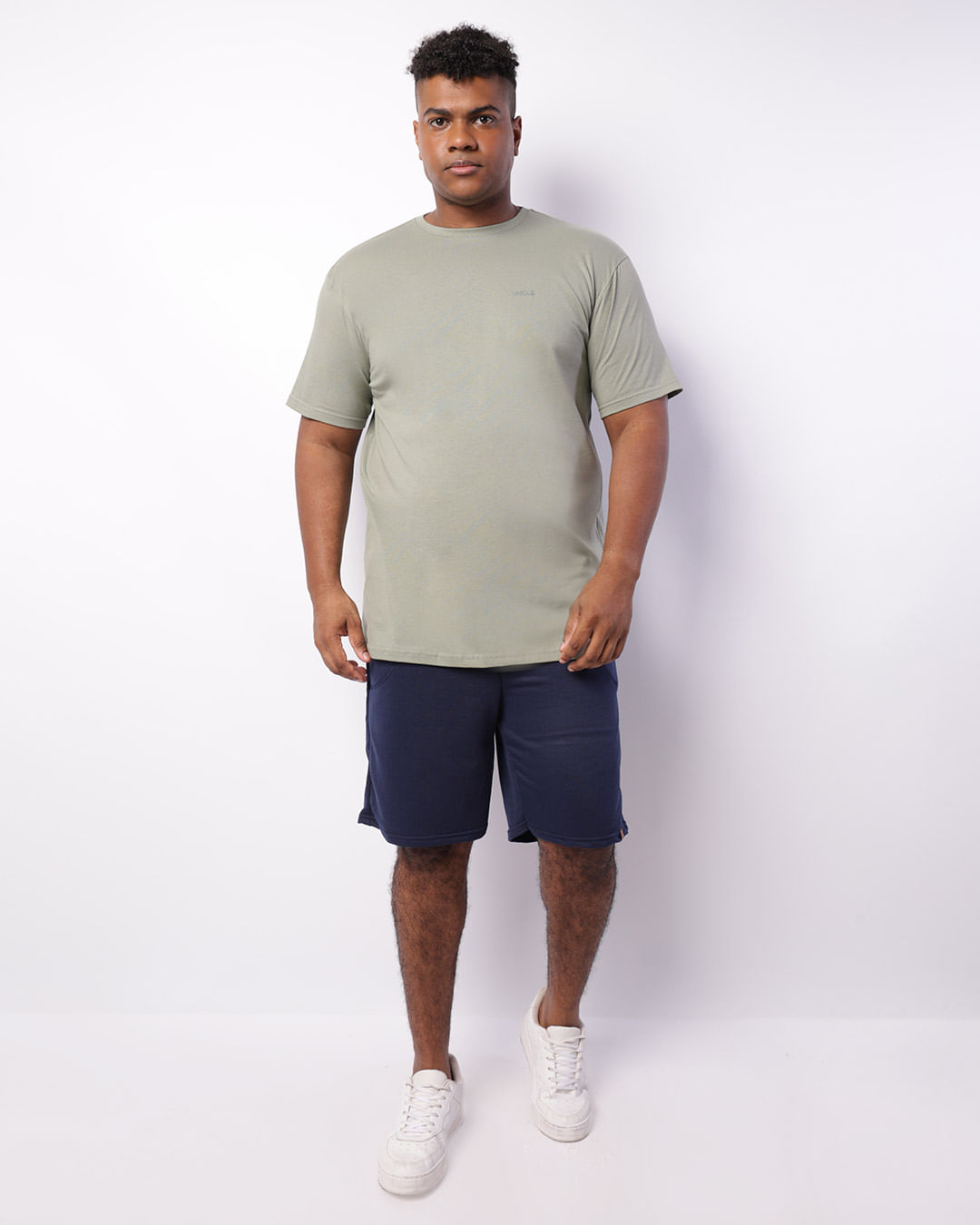 Bermuda-T41763-Basica-Marinho-Plus---Marinho