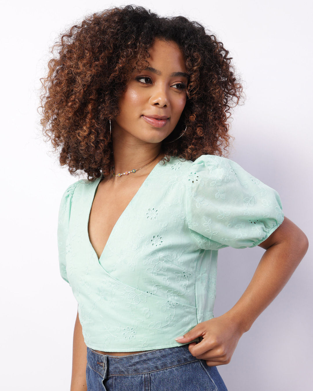 Blusa-Laise-Decote-V-231127-Ppg---Verde