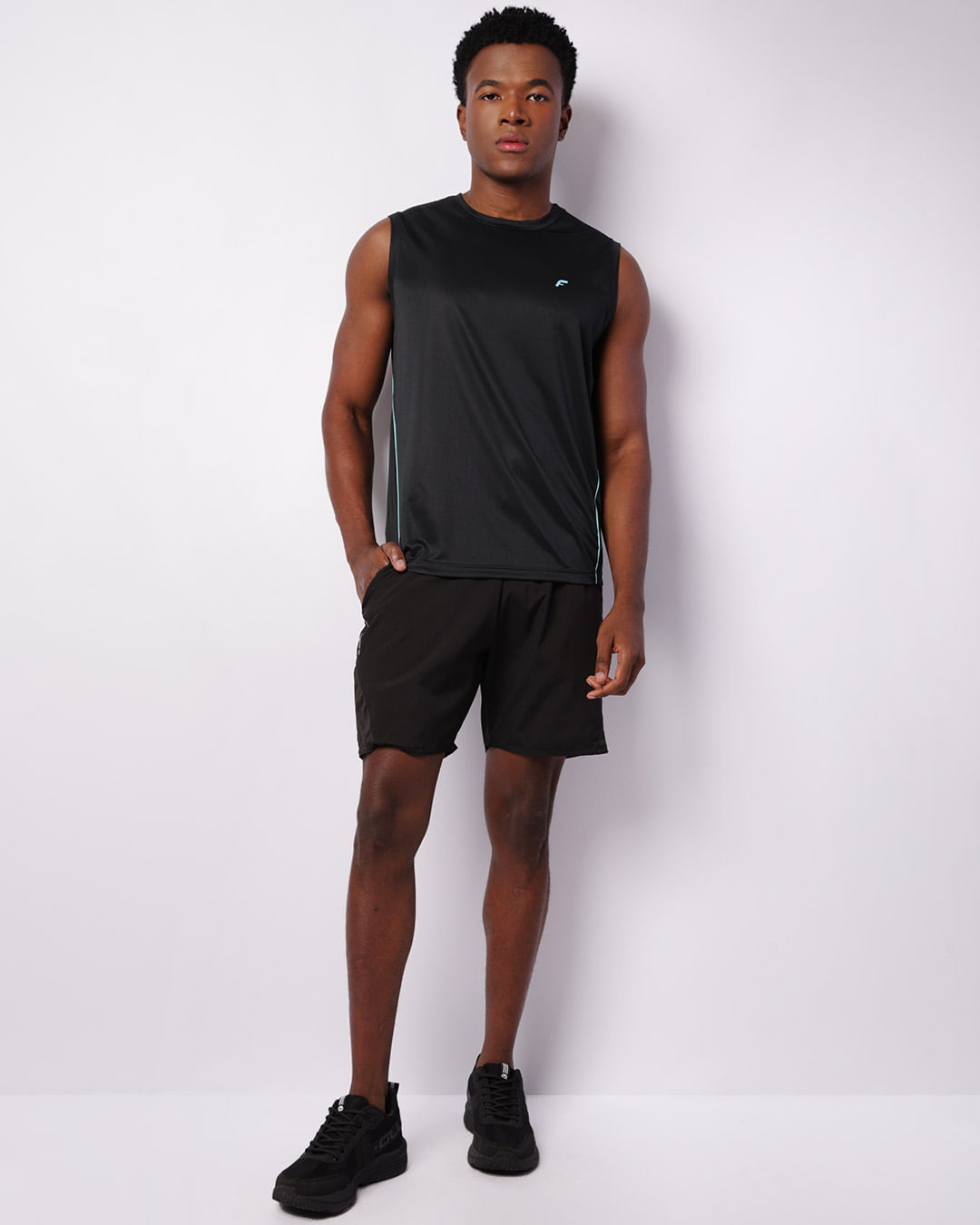 Bermuda Esportiva Masculina Reta Bolsos Com Cordão Preta