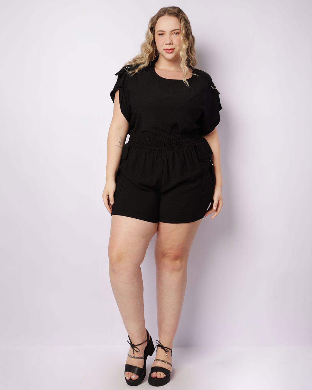 Shorts-231087-Det-Aviamento-Spnlook---Preto