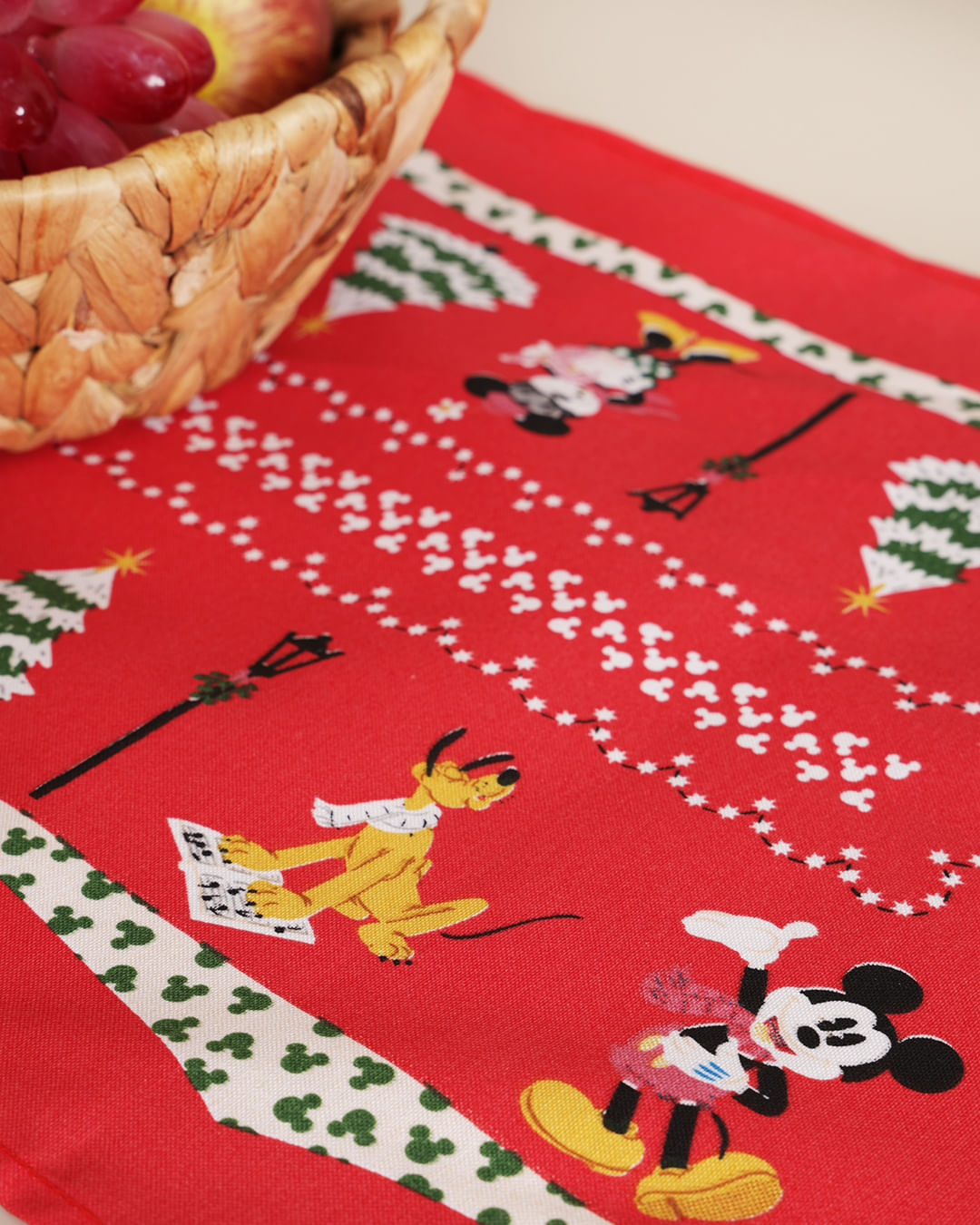 Trilho-Mesa-35x100-Disney-Natal---Vermelho