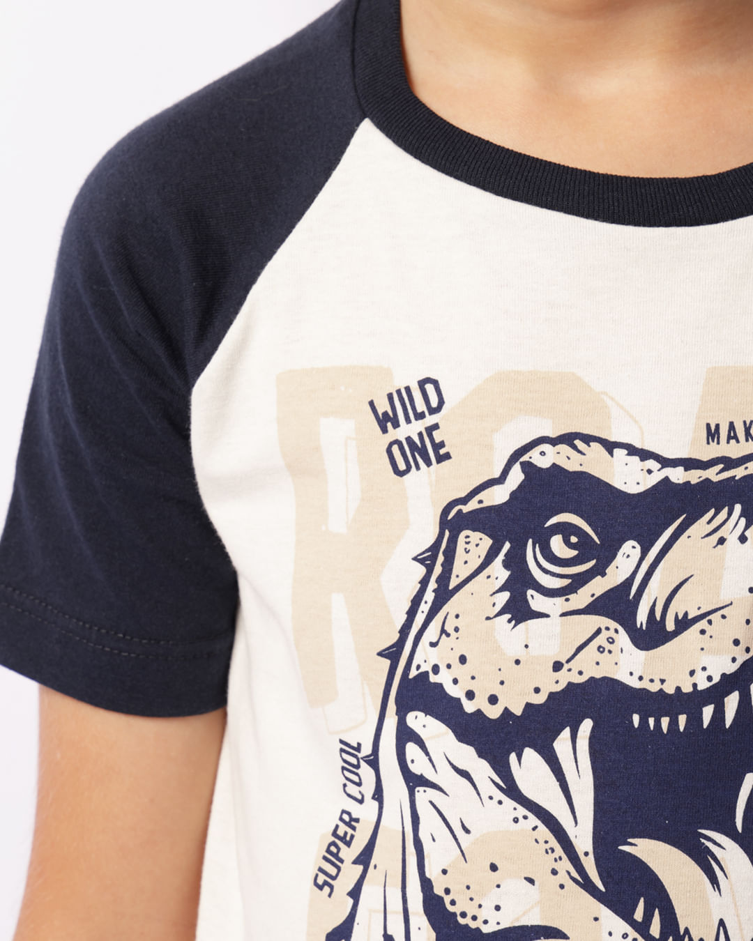 Camiseta-0401437-Mc-M-410-Dino---Off-White