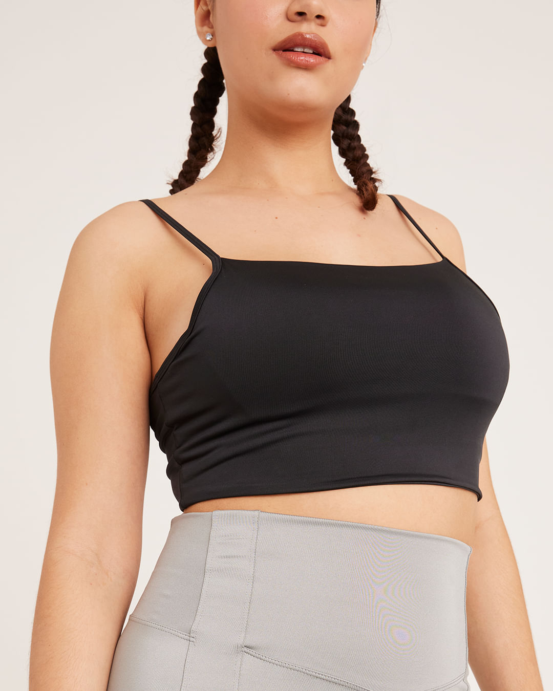 Top-Alca-Fina-Detalhe-Nas-Costas-13601---Preto