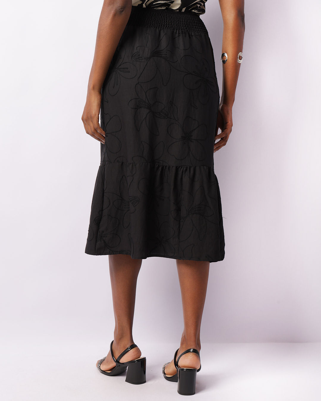 Saia-Maria-Embtwill-230023---Preto