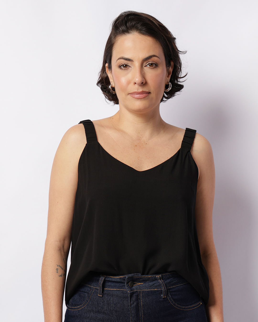 Regata-230690-C-Detalhe-Alca---Preto