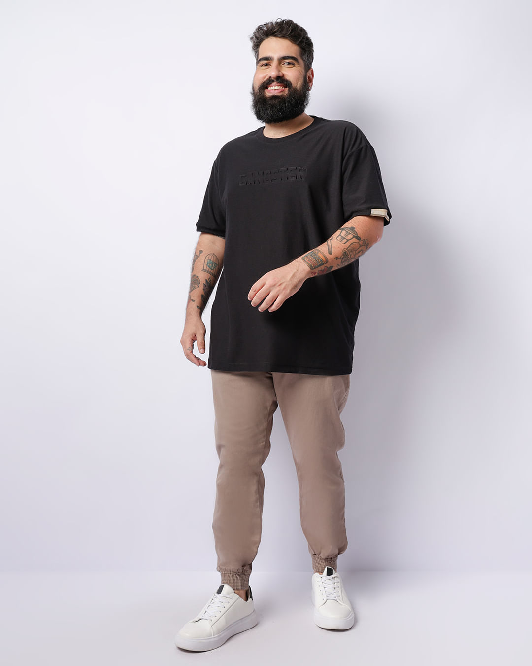Camiseta-51240435-Gangster-Embossed-Pt---Preto