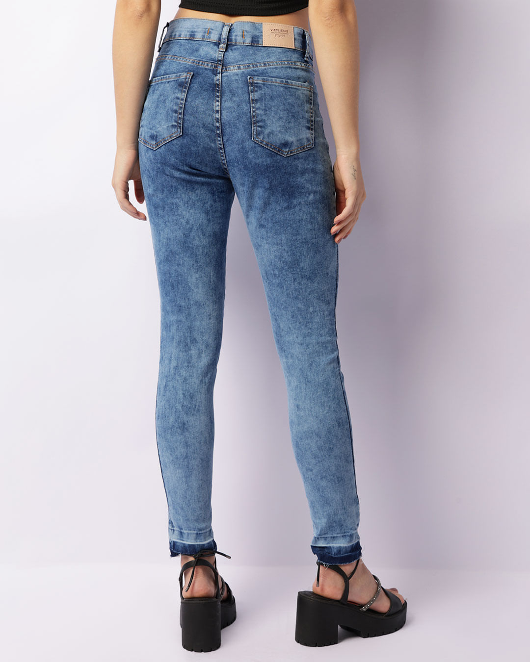 Calca-501582-Jeans-Cigarrete-Barra-Desf---Blue-Jeans-Escuro