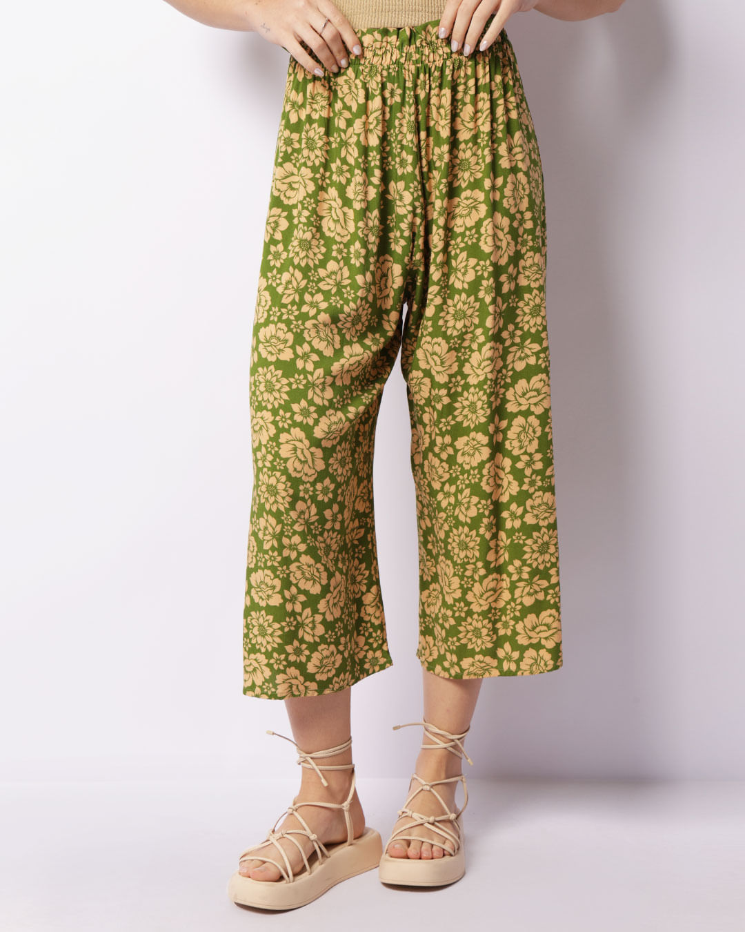 Pantacourt-Estampada-9010re-Prog---Verde-Floral