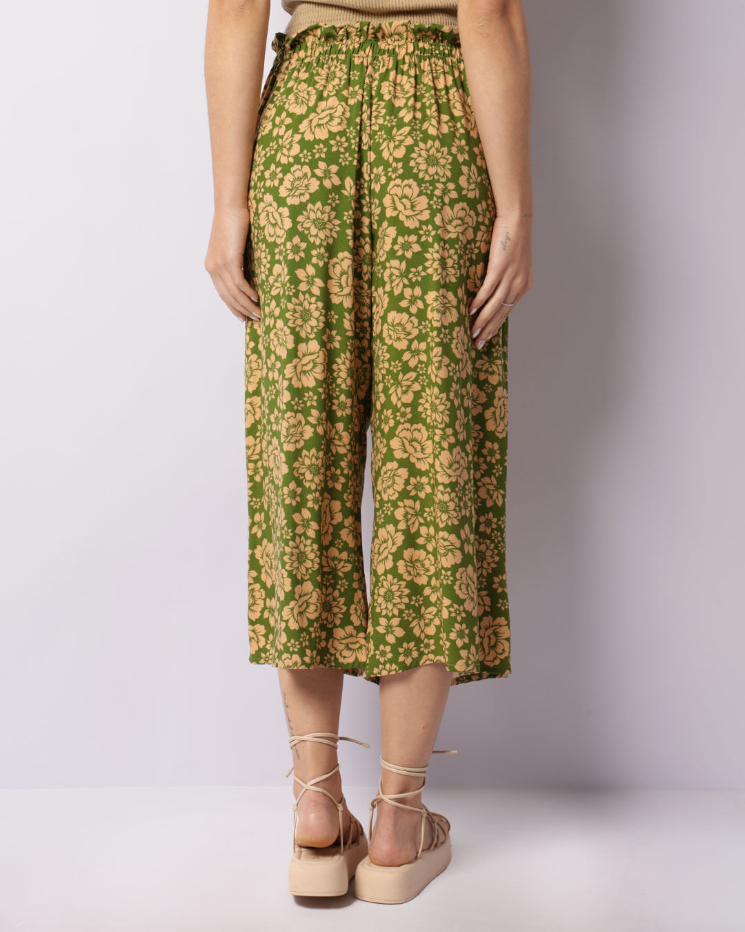 Pantacourt-Estampada-9010re-Prog---Verde-Floral
