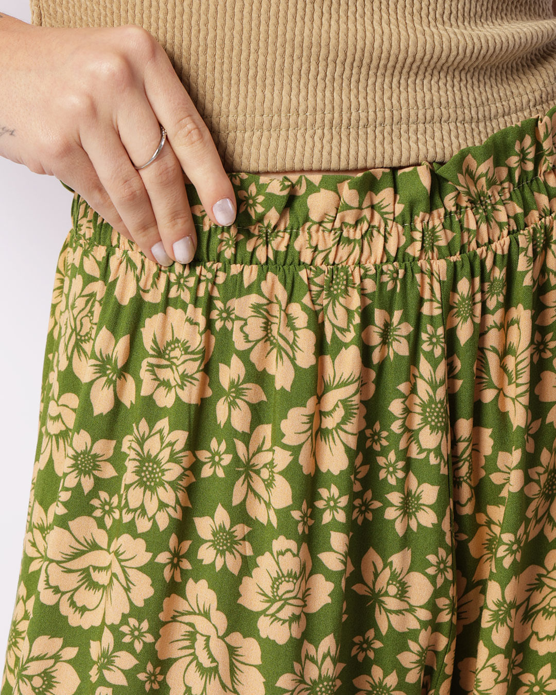 Pantacourt-Estampada-9010re-Prog---Verde-Floral