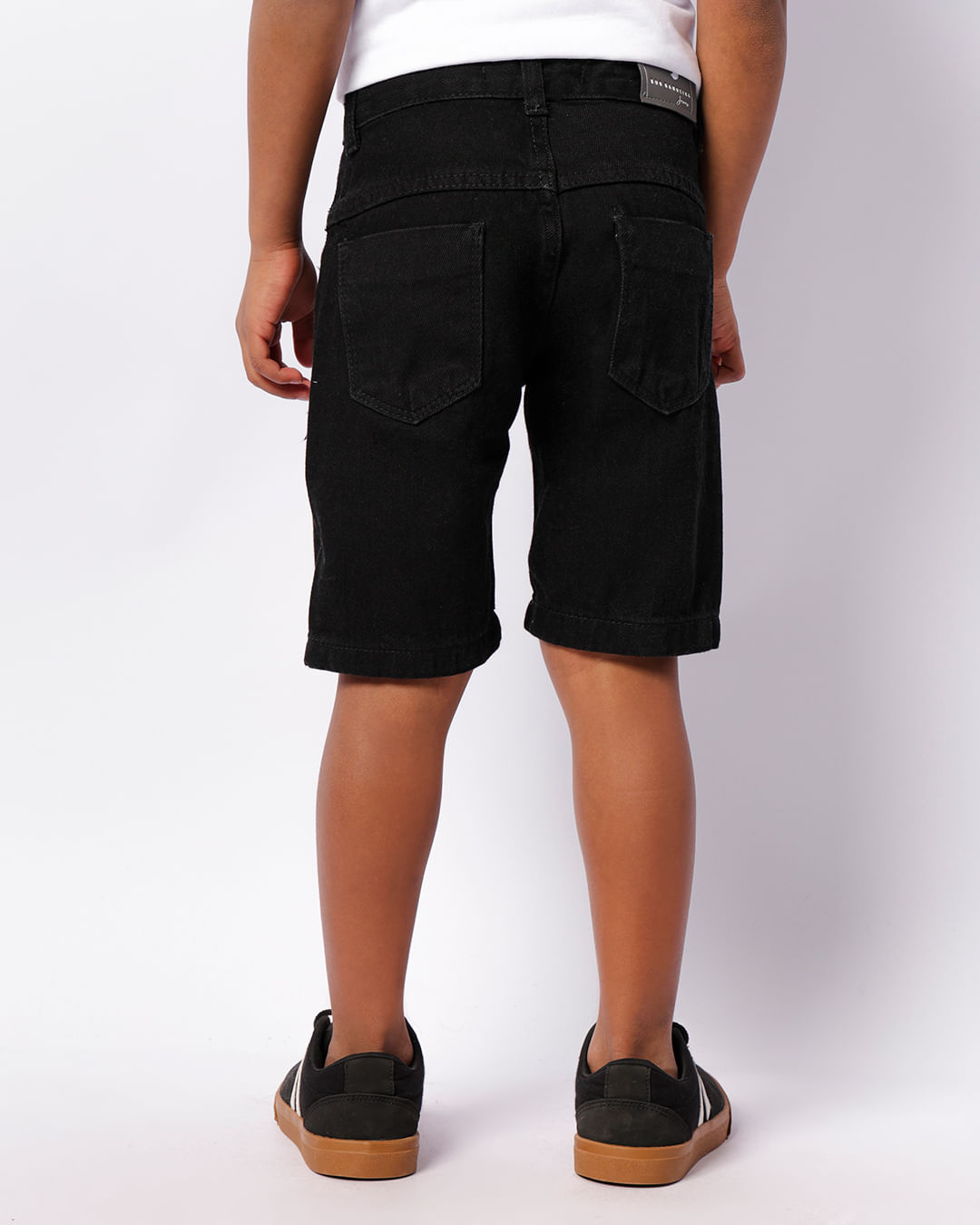 Bermuda-171602--Pto-Rasgos-M-48---Preto