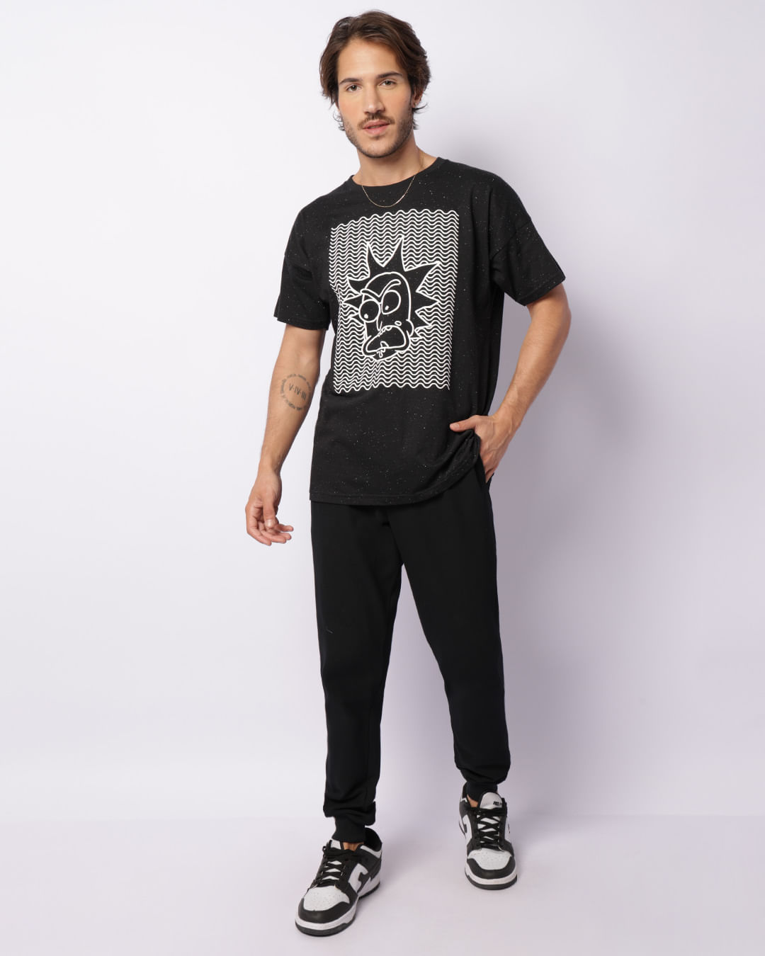 Camiseta-R--M-Bot-T39149-Pgg---Preto