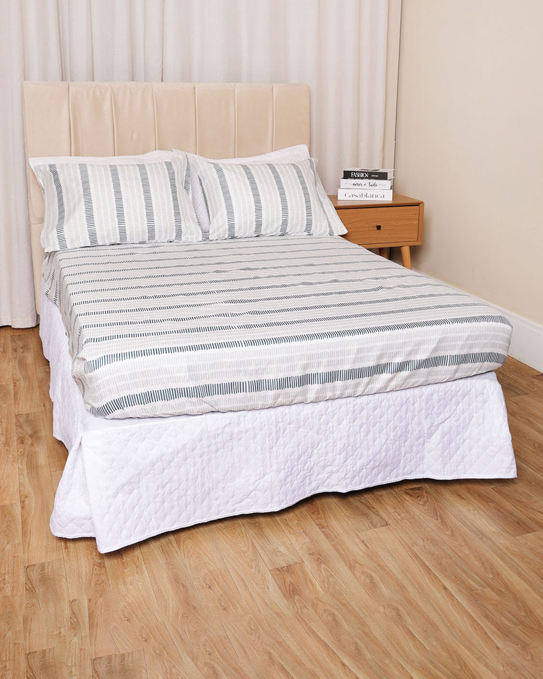 Jogo-De-Cama-Queen-3-Pcs-Sortido-Moderno---Branco-Listrado