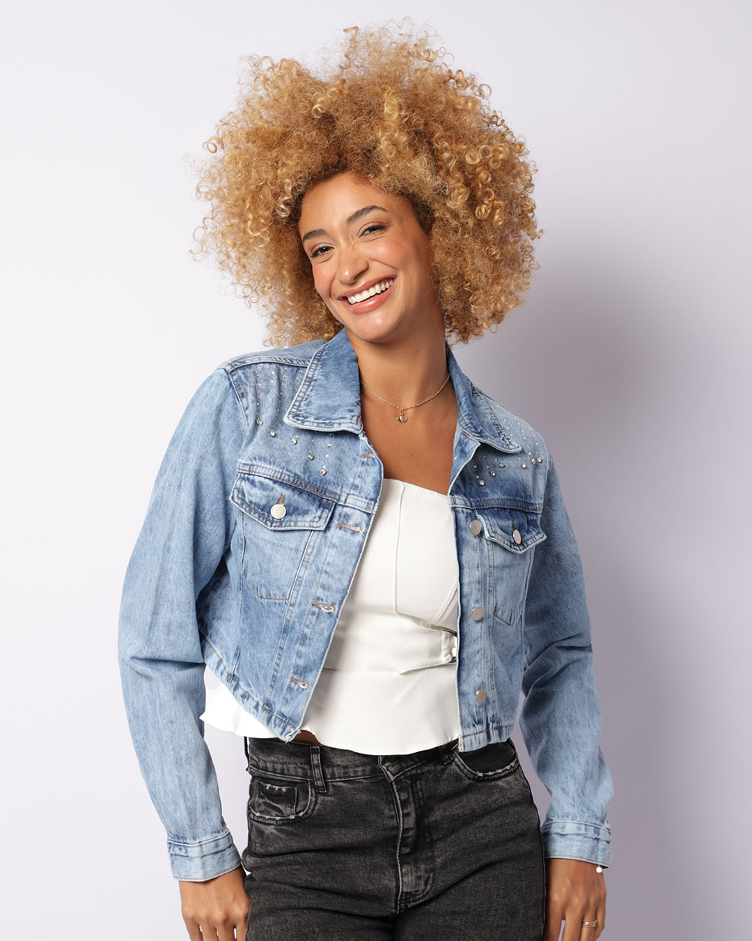 Jaqueta-Jeans-Cropped-Brilhos-32080---Blue-Jeans-Medio