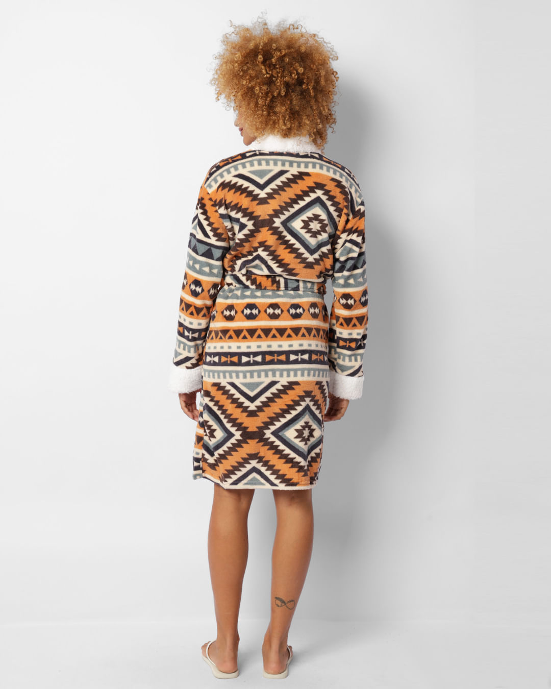 Roupao-Com-Sherpa-Estampa-Geometrica---Estampado-Geometrico
