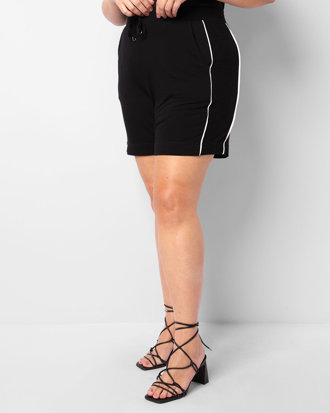 Shorts-S01353-Moletinho-Cfriso-Contrast---Preto