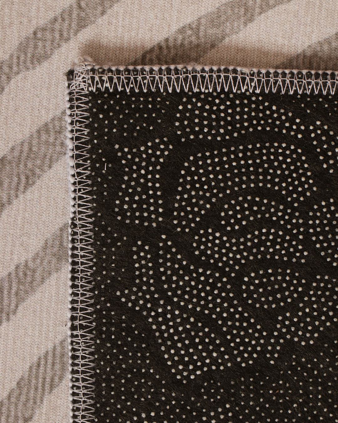 Tapete-Crystal-Velvet-B-100x140---Bege-Listrado