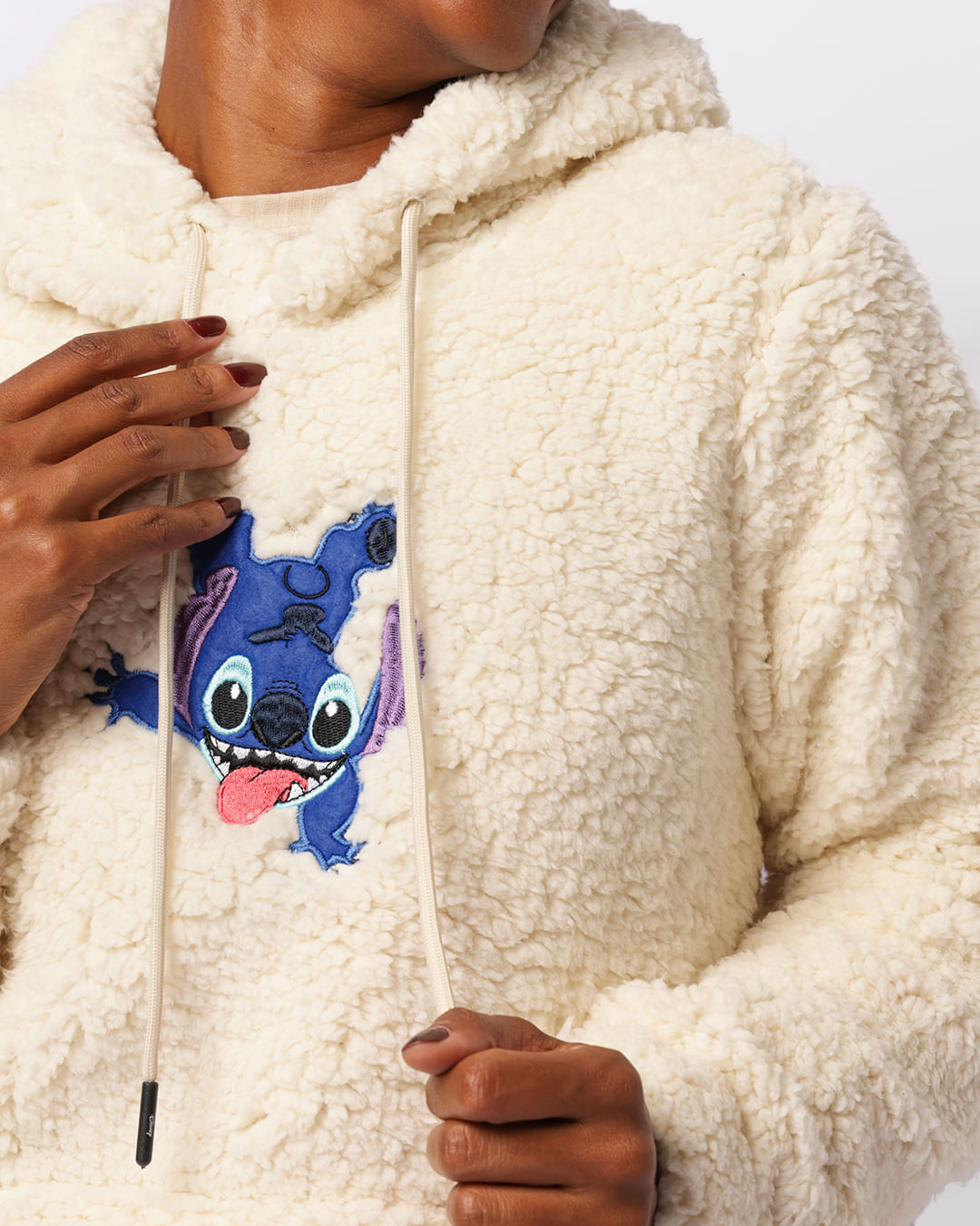 Blusa-Fec-Carneirinho-Stitch-Femlic23---Branco