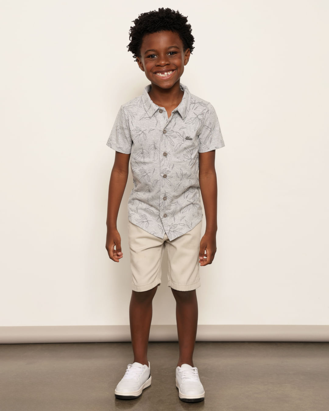 Camisa-2e088-Mc-M-48-Tropical---Cinza-Floral