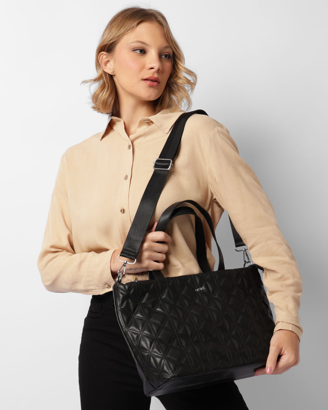 Bolsa-Media-Bg72671---Preto