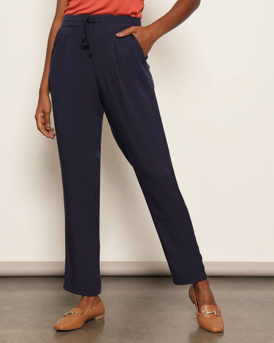 Calca-Viscose-Lisa-410852---Marinho
