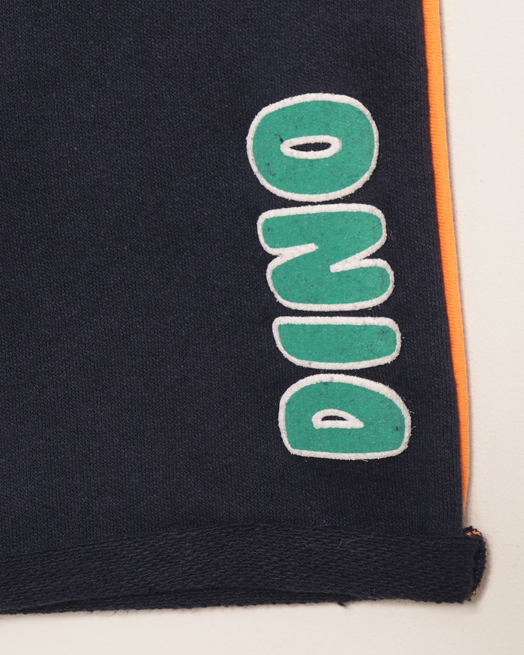 Bermuda-Dino-03280442-Mascpg---Marinho