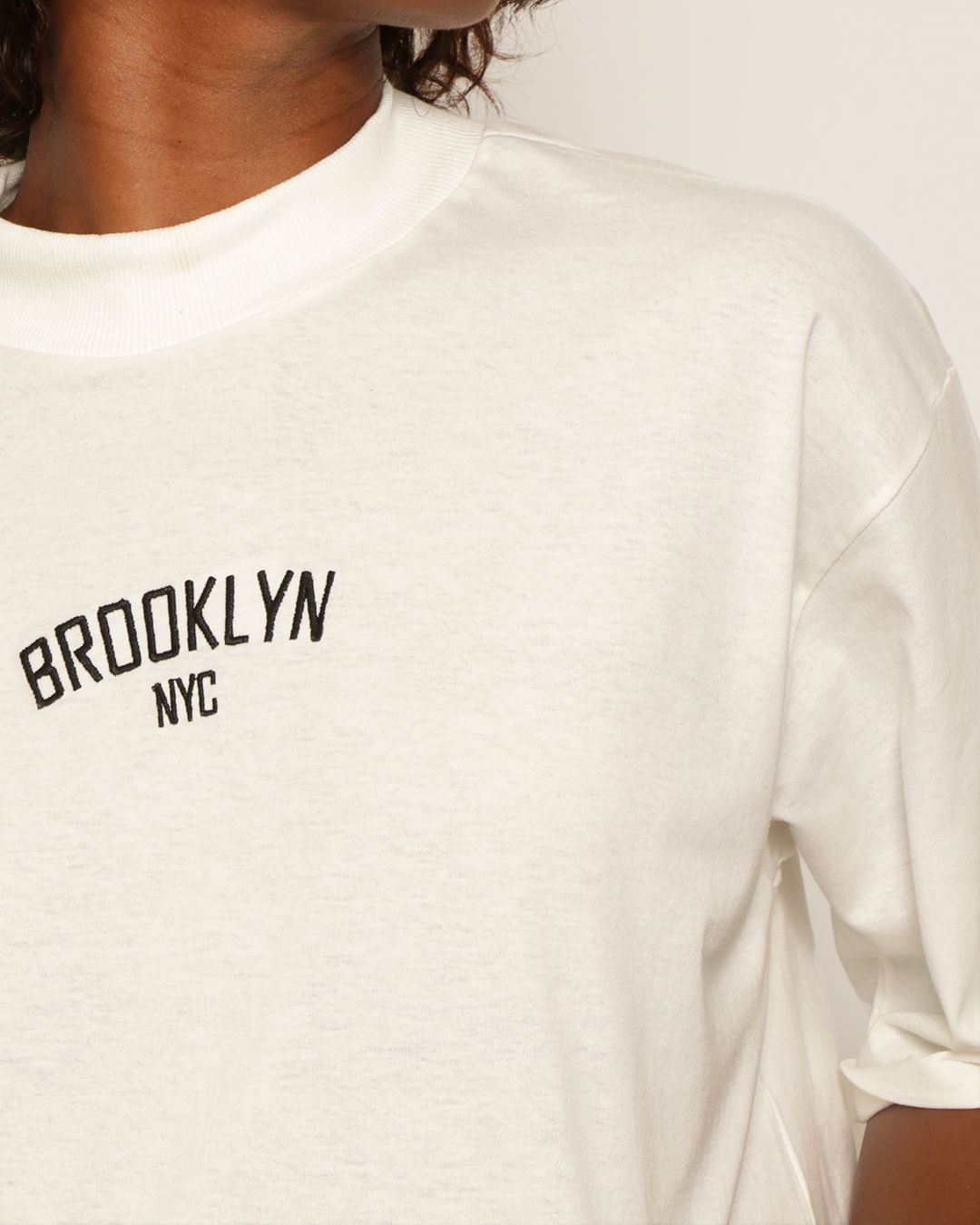 Camiseta-Mc-Pg-Gola-Alta-105533t---Off-White