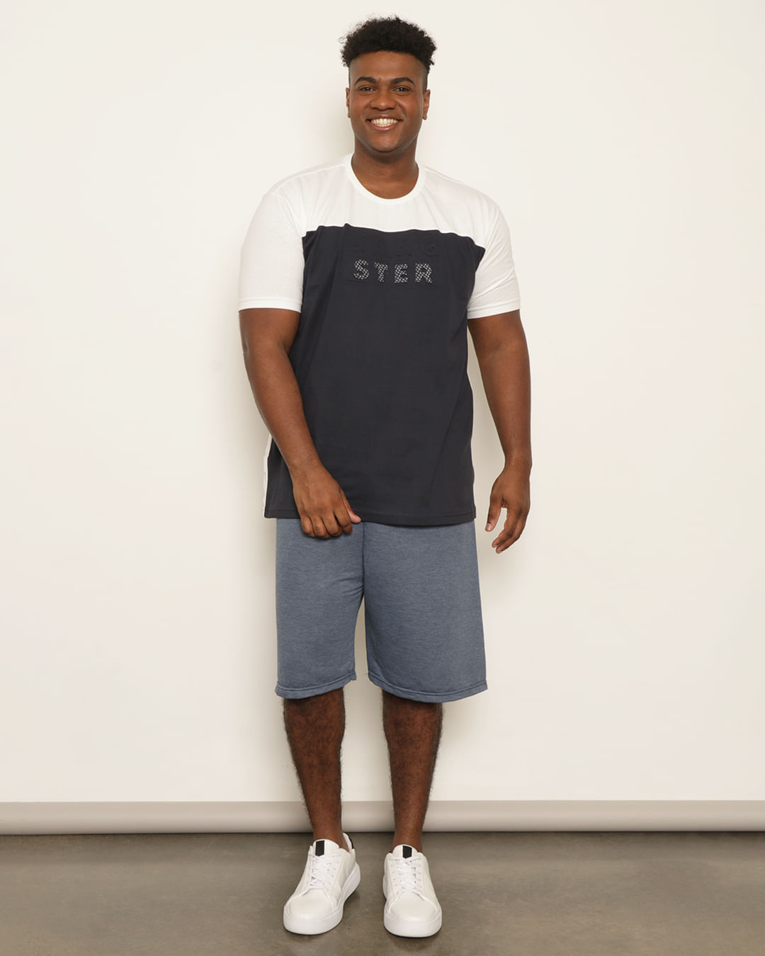 Camiseta-Gangster-51240342-Maroff-Plu---Off-White-Outros