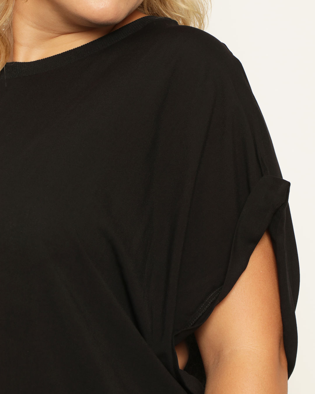 Vestido-310831plpe--Mc-Gola-Retilinea---Preto