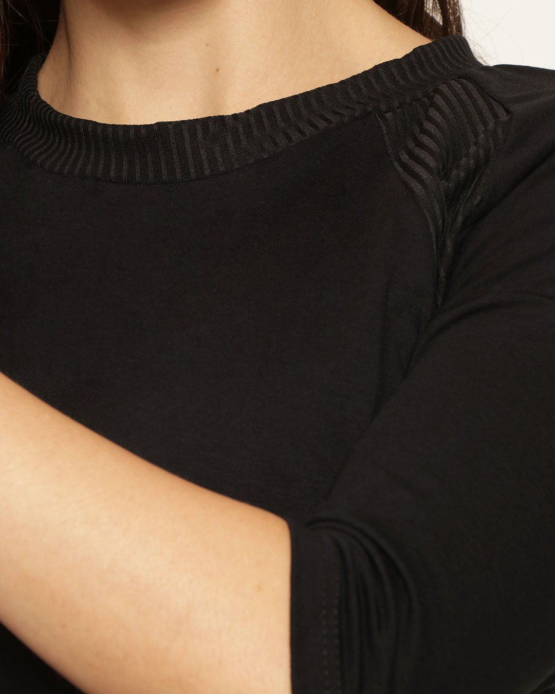 Blusa-Mga-34-Visco-Det-Canel-Wt220---Preto