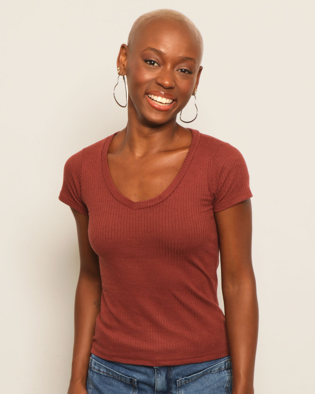 Blusa-73201-Mc-Gola-V-Canelada-Marrom---Marrom-Medio