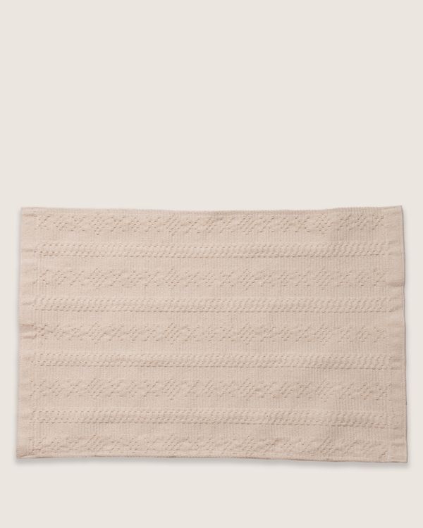 Tapete Trilho Mandacaru 47cm x 70cm Texturizado Bege UN