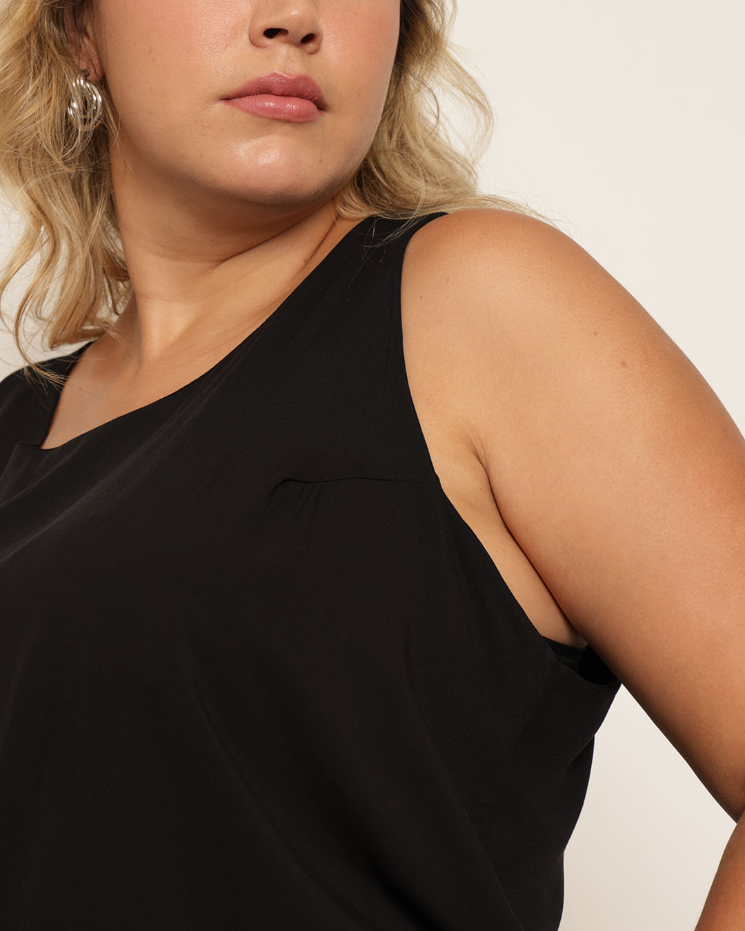 Regata-9604pl-Viscos-Lisa---Preto